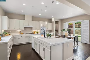4990 Ridgefield Cir, Fairfield, CA 94534 - Photo 4