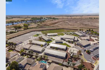 2421 Talaria Dr, Oakley, CA 94561 - Photo 36