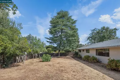 1013 Panadero Way, Clayton, CA 94517 - Photo 30