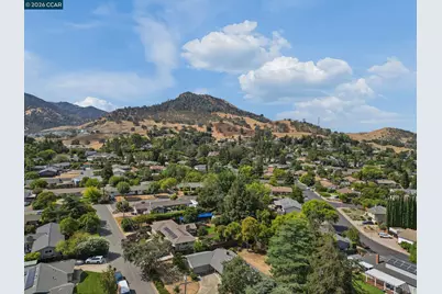 1013 Panadero Way, Clayton, CA 94517 - Photo 40