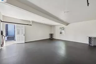 6031 Camden St, Oakland, CA 94605 - Photo 48