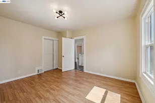 6031 Camden St, Oakland, CA 94605 - Photo 40