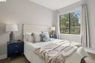 45 Schooner Ct, Richmond, CA 94804 - Photo 18