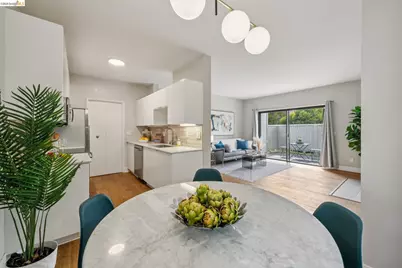 45 Schooner Ct, Richmond, CA 94804 - Photo 8