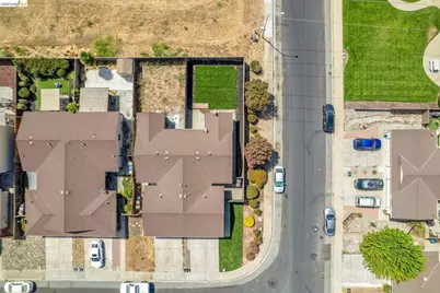1300 Trembath Ln, Antioch, CA 94509 - Photo 4