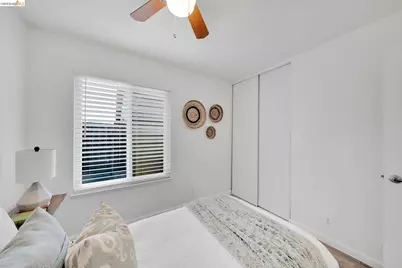 1300 Trembath Ln, Antioch, CA 94509 - Photo 6