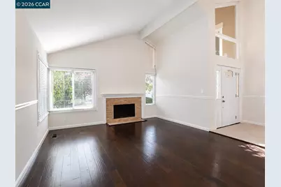 1325 New Hampshire Dr, Concord, CA 94521 - Photo 6