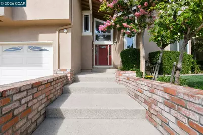 1325 New Hampshire Dr, Concord, CA 94521 - Photo 4