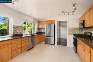 1325 New Hampshire Dr, Concord, CA 94521 - Photo 10