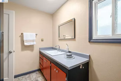 1540 Crescent Ave, Castro Valley, CA 94546 - Photo 14