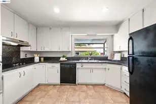 1540 Crescent Ave, Castro Valley, CA 94546 - Photo 10