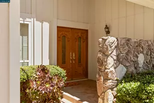 3237 Veracruz Dr, San Ramon, CA 94583 - Photo 4