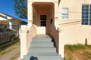 528 29th St, Richmond, CA 94804 - Photo 2