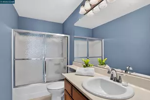 1035 Pinehurst Ct, Concord, CA 94521 - Photo 28