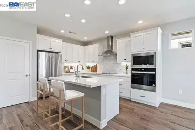 1808 Cresthaven St, Brentwood, CA 94513 - Photo 2