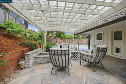 2516 Roundhill Dr, Alamo, CA 94507 - Photo 28
