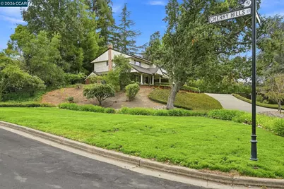 2516 Roundhill Dr, Alamo, CA 94507 - Photo 2