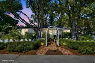 148 Roslyn Dr, Concord, CA 94518 - Photo 2