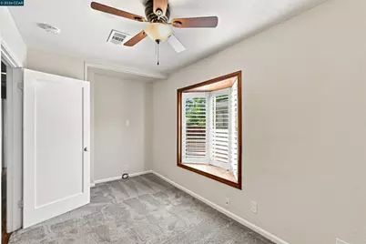 148 Roslyn Dr, Concord, CA 94518 - Photo 22