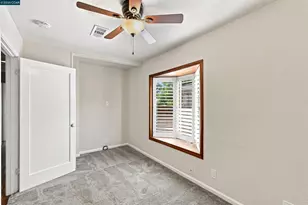 148 Roslyn Dr, Concord, CA 94518 - Photo 22