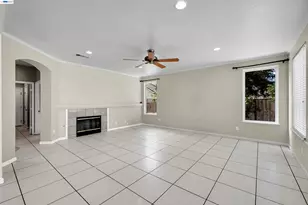10324 Almanor Cir, Stockton, CA 95219 - Photo 6