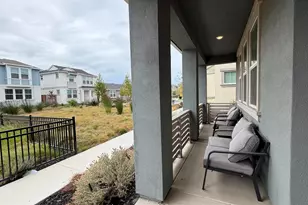 215 Manatee, Suisun City, CA 94585 - Photo 2