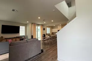 215 Manatee, Suisun City, CA 94585 - Photo 10