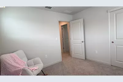 215 Manatee, Suisun City, CA 94585 - Photo 22