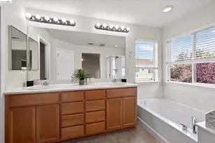 1250 Picadilly Ln, Brentwood, CA 94513 - Photo 30