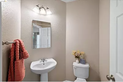 1250 Picadilly Ln, Brentwood, CA 94513 - Photo 10