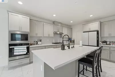 3039 Paxton Ct, Lathrop, CA 95330 - Photo 16