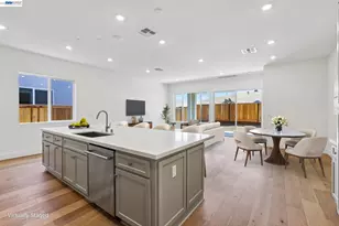 1054 Riverbend Dr, Brentwood, CA 94513 - Photo 4