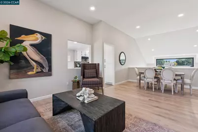 2554 Holly View Ct, Martinez, CA 94553 - Photo 8