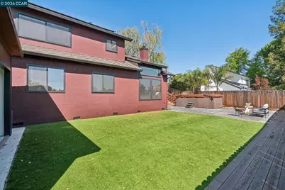 2554 Holly View Ct, Martinez, CA 94553 - Photo 44
