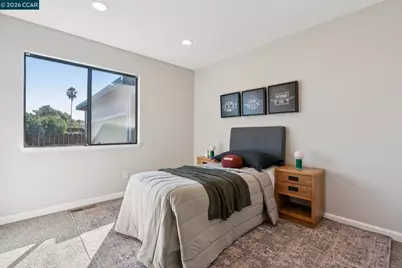 2554 Holly View Ct, Martinez, CA 94553 - Photo 32