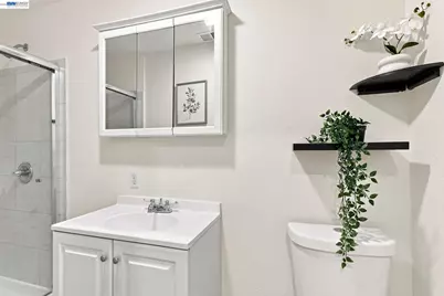 824 Moraga Dr, San Leandro, CA 94578 - Photo 14