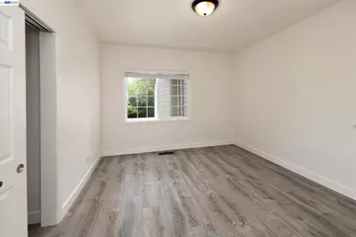 534 Adams St, Albany, CA 94706 - Photo 14
