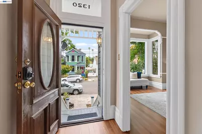 1320 9th St, Alameda, CA 94501 - Photo 4