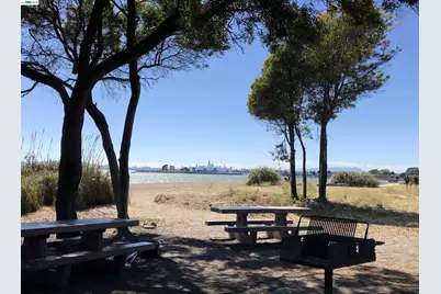 1320 9th St, Alameda, CA 94501 - Photo 40