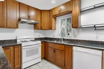 14785 Van Ave, San Lorenzo, CA 94578 - Photo 18
