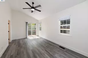 534 Adams St, Albany, CA 94706 - Photo 16
