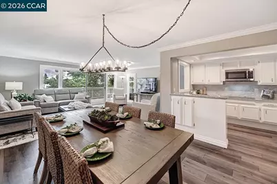 3248 Tice Creek Dr #4, Walnut Creek, CA 94595 - Photo 2