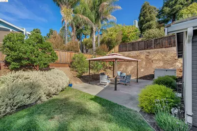 1835 Mountview Ter, Benicia, CA 94510 - Photo 24