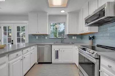 1835 Mountview Ter, Benicia, CA 94510 - Photo 8