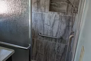 1086 66th St, Oakland, CA 94608 - Photo 20