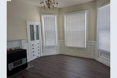 1086 66th St, Oakland, CA 94608 - Photo 10