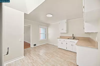 124 Frankfort St, Daly City, CA 94014 - Photo 12