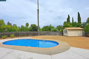 21 Eric Ct, Pleasant Hill, CA 94523 - Photo 54