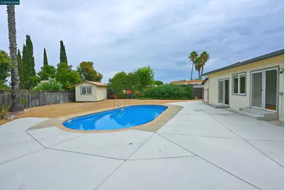 21 Eric Ct, Pleasant Hill, CA 94523 - Photo 56