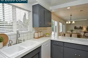 21 Eric Ct, Pleasant Hill, CA 94523 - Photo 16
